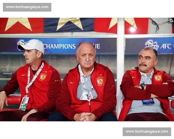 三冠王欧阳锋巧破波兰悍将 逆袭 K1MAX 八强创历史